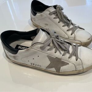 Women’s mint condition, superstar classic Golden Goose shoes with Spur, size 40